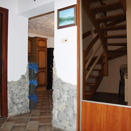 Villa Dom W Bieszczadach 10 Osobowy à Wolkowyja Extérieur photo